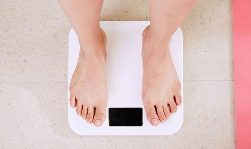 脂肪吸引は何cc取ればやせる？脂肪吸引と体重変動の関係